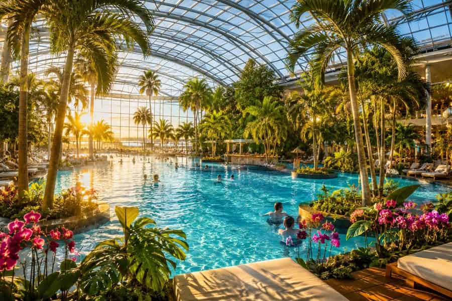 Therme Bukarest: Eintrittskarte mit lokaler Unterstützung. Foto: GetYourGuide Therme Bukarest: Eintrittskarte mit lokaler Unterstützung. Foto: GetYourGuide