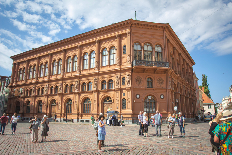 Riga: Old Town Walking Tour with a Local Guide Riga: Old Town Walking Tour with a Local Guide in Spanish
