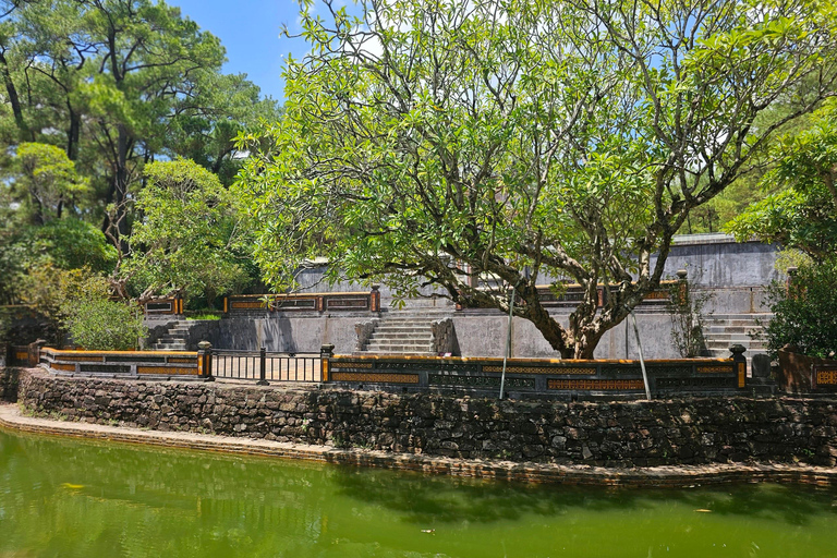 half-day hue tomb tour: Khai Dinh, Minh Mang and Tu Duc group Hue tomb tour