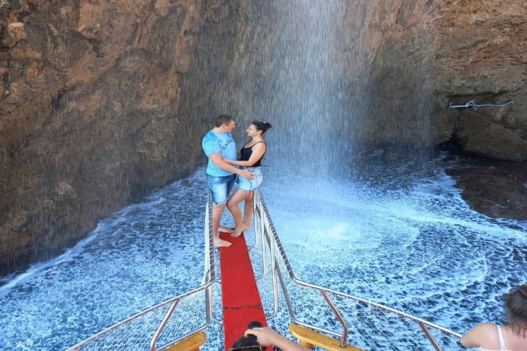Antalya: Family Pirate Boat Cruise with Lunch & Drinks