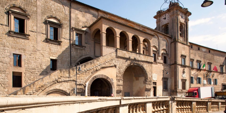 Ab Civitavecchia: Tarquinia und Unesco-Besichtigung mit Mittagessen