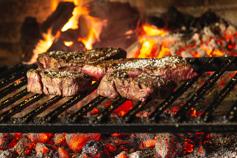 Tbilisi: 2 uur durende Georgische voedseltour (All-inclusive)Tbilisi: 2 uur durende XXXL voedseltour (all-inclusive)