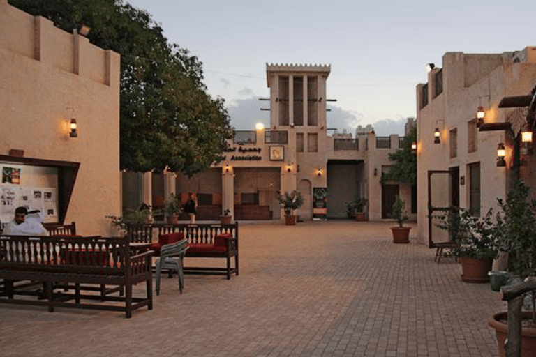 From Dubai: Sharjah & Ajman Private Tour with Guide