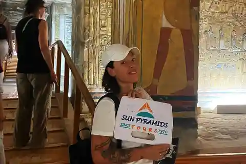 Luxor privat tur: Medinat Habu & Drottningarnas dal.