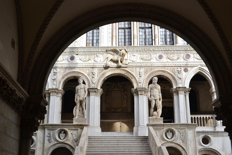 Venice: Doge's Palace and St. Mark's Basilica Guided Tour Venice: Doge's Palace and St. Mark's Basilica Guided Tour EN