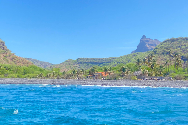 Beach: Boat Trip to Águas Belas Cave with Lunch & BBQ Beach: Boat Trip to Águas Belas Cave with BBQ