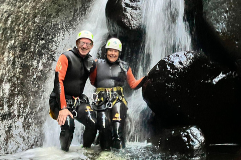 Flores: Canyoning with a Guide and Snack - Ilhéus Inferior