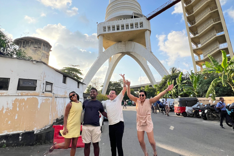 Discover the Best of Colombo City with a private Car Tour