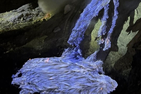 Ijen Crater Blue Fire Night Hike From Bali: Ijen Blue Fire with Pick-up & Drop-off Bali