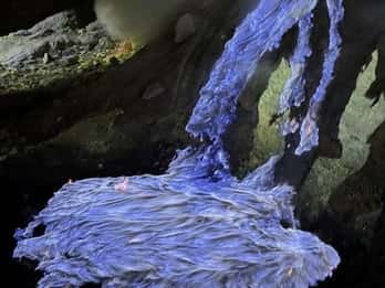 Ijen-Krater-Nachtwanderung zum blauen Feuer