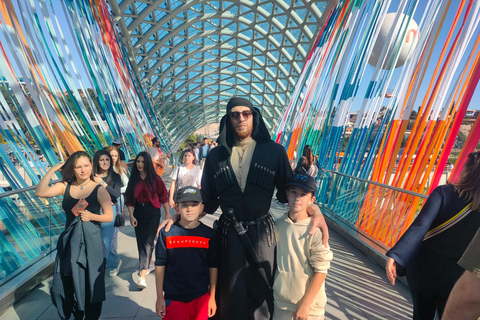 Tbilisi: Walking Tour with a Local in Traditional Chokha