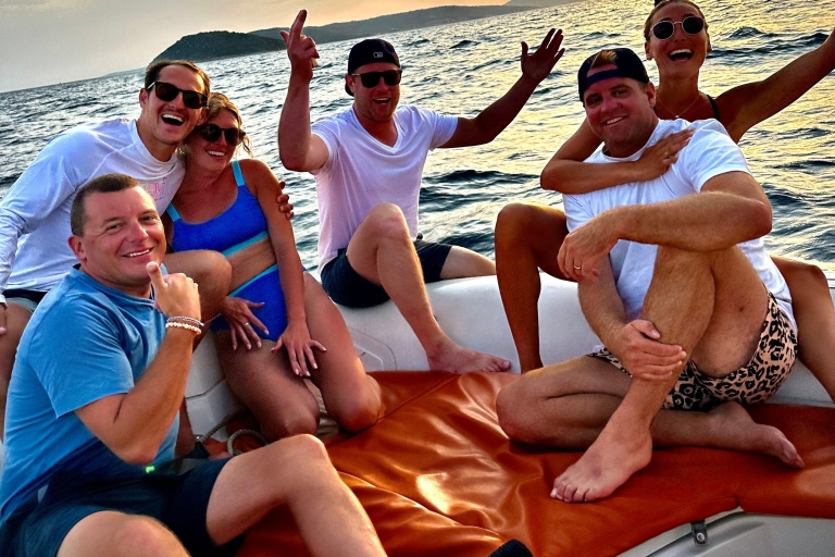 Au départ de Split : Excursion en bateau au coucher du soleil