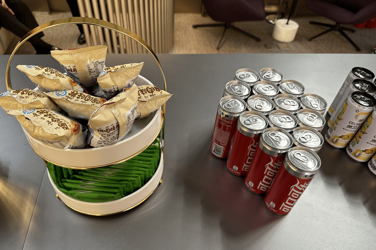 Beijing: Daxing International Airport CHUM Lounge Access Main Terminal Domestic Departure: CHUM VIP Lounge