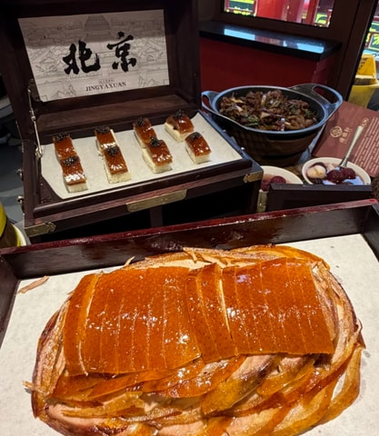 Beijing: Roast Duck Carving Demo & Hutong Experience