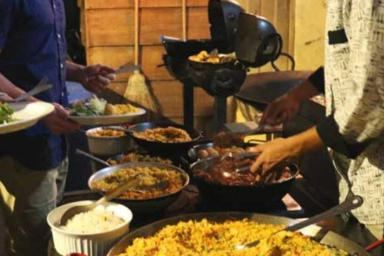 San José: Folklore Show and Buffet Dinner