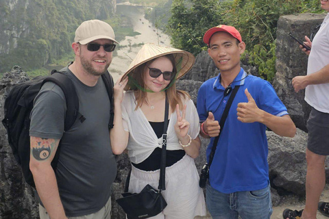 Depuis Hanoi : Ninh Binh - Trang An - Grottes de Mua - Déjeuner et busAu départ de Hanoi : Découvrez la beauté de Ninh Binh - Excursion d&#039;une journée