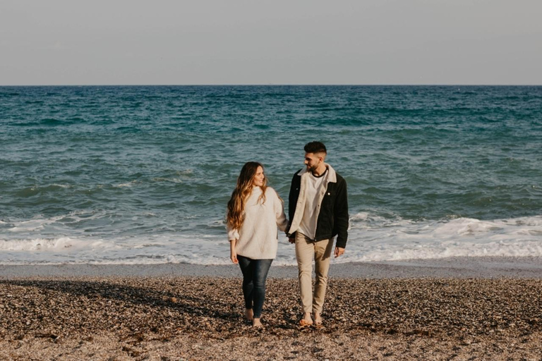 Málaga: Harbour & Waterfront Private Photoshoot Super Premium: 75 photos | 90 mins