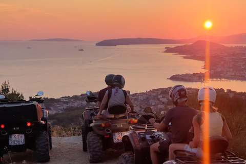 Spalato: Tour in quad con vista sul mare, sulle montagne e sul fiumeTandem Driver Quad