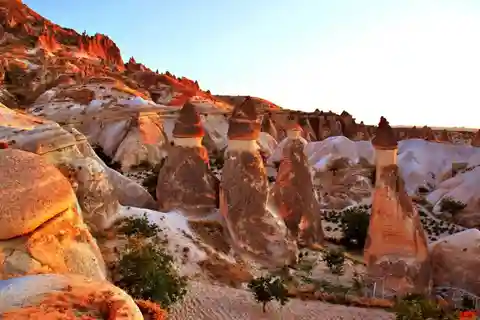 Cappadocia: Red Tour, Underground City with Ticket and Lunch