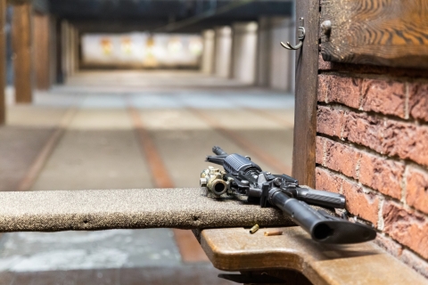 Zakopane: Ekstremalna strzelnica z transferem do hoteluRanger: Zaawansowana broń z 50 pociskami z miejsca zbiórki