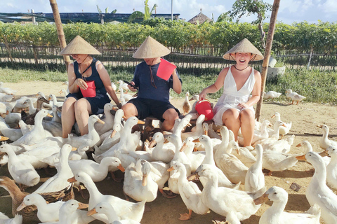Hoi An: Lantern Making, Duck Farm, & Basket Boat Tour Hoi An: Lantern Making, Duck Farm, & Basket Boat Tour