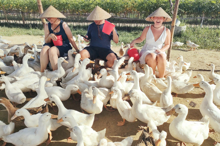 Hoi An: Lantern Making, Duck Farm, & Basket Boat Tour Hoi An: Lantern Making, Duck Farm, & Basket Boat Tour