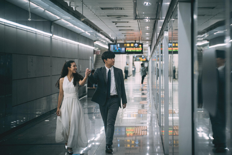 Seoul: K-Drama Style Couple Photoshoot