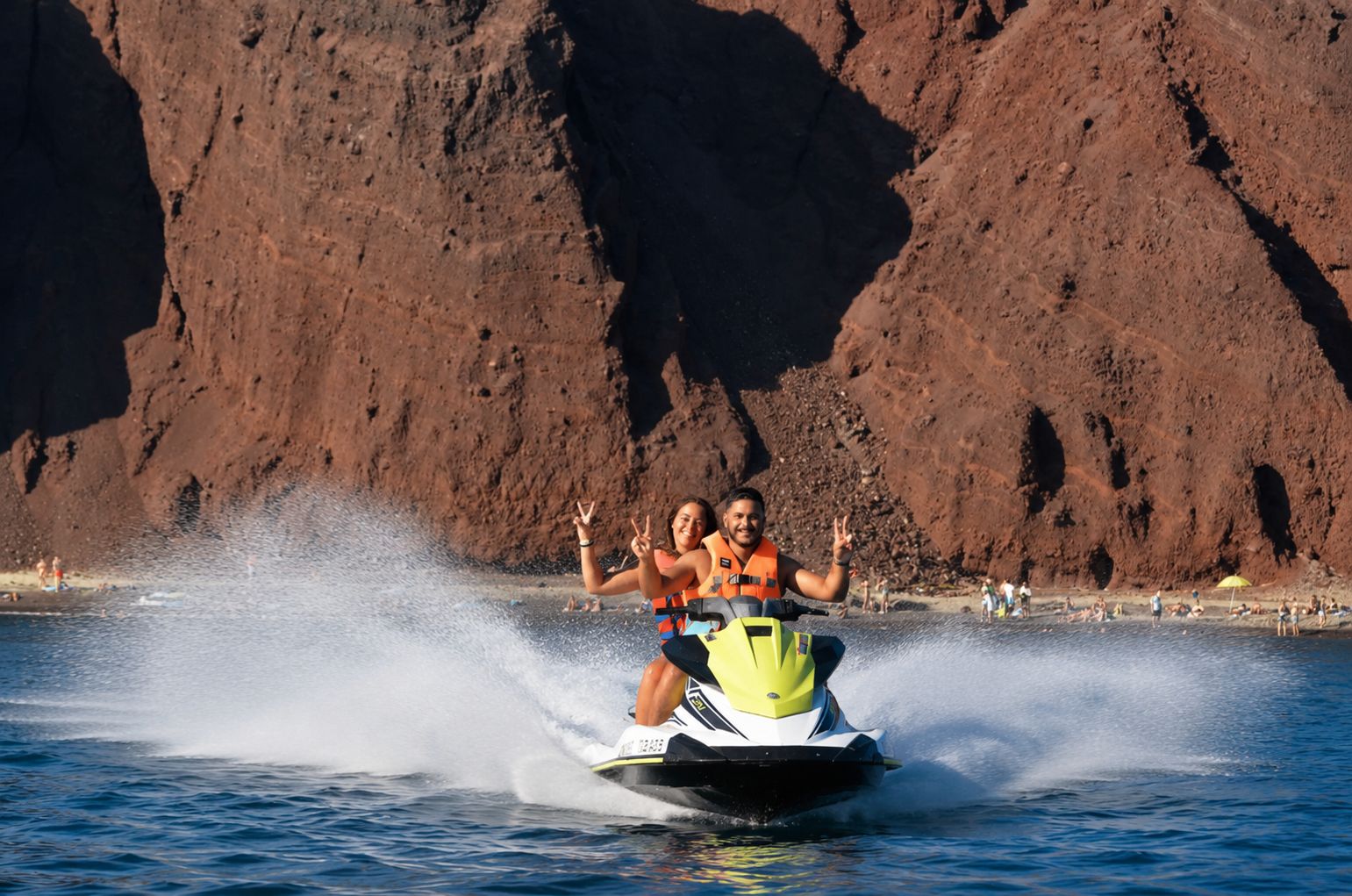 Santorin: Jet-Ski-Erlebnis zu Vulkanstränden + KOSTENLOSE Fotos