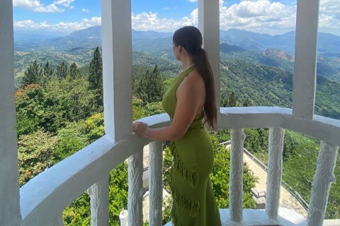 De Kandy a la Torre Ambuluwana en Tuk Tuk
