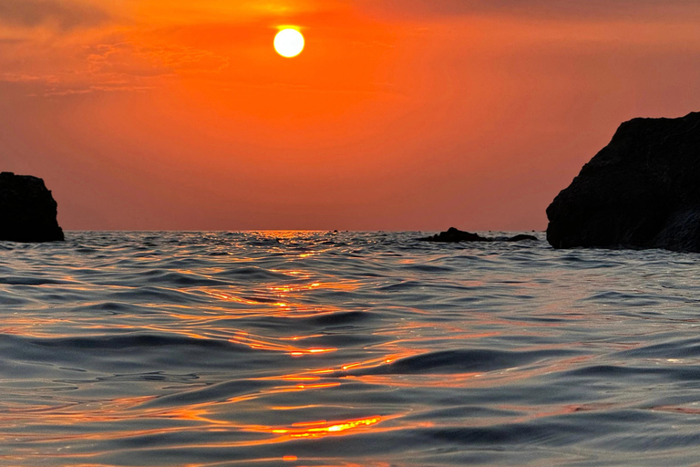 Saloniki: Halkidiki/Sithonia Swim, Sunset &amp; Olive Tour