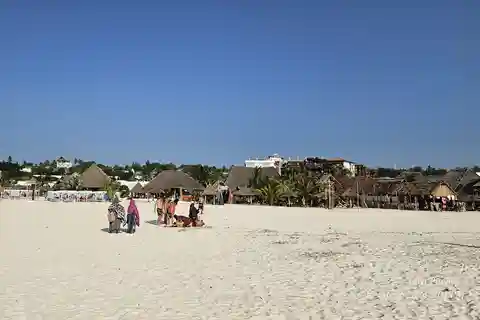 "Isla de Mnemba, aventura de snorkel y puesta de sol en Kendwa"