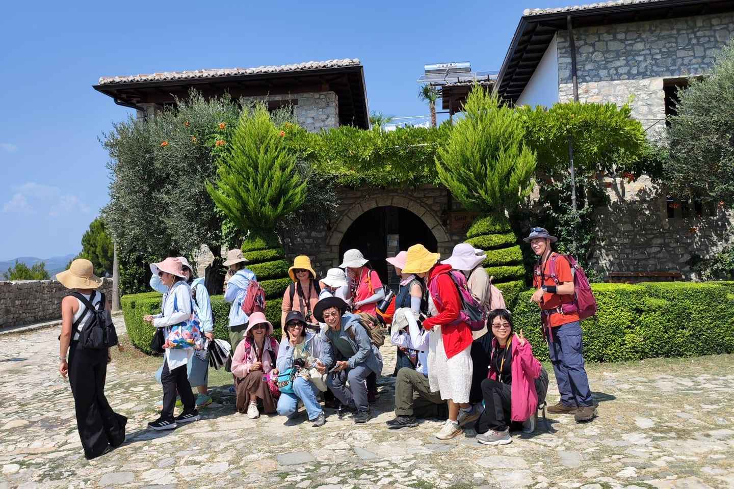 Recorrido por la ciudad de Berat - Tour cultural a pie por 1001 AA