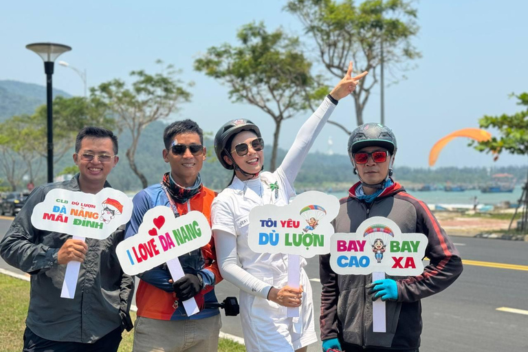 Gleitschirmfliegen und Da Nang von oben sehen ist wunderbar