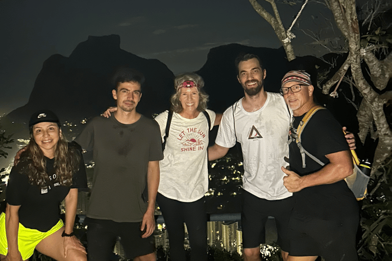 Rio de Janeiro: Two Brothers Hike and Favela Tour at Vidigal