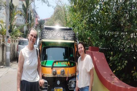 Kochi: Tuk-Tuk-Ausflug mit versteckten SchätzenKochi: Ausflug mit dem Tuk-Tuk zu versteckten Schätzen