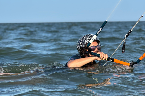 Djerba: Intermediate Kitesurfing Course – 6 hours (3 sessions) Level 2 IKO Djerba: Intermediate Kitesurfing Course – 6 hours (3 sessions) IKO Level 2
