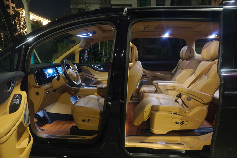 Guangzhou: Private Luxury Vehicle Tour - English or Spanish Guangzhou 8 Hour Tour - VOYAH DREAMPOWER/Buick