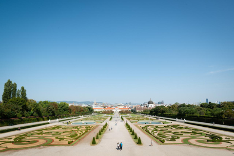 Viena: Visita sin esperas al Palacio del BelvedereTour en grupo reducido