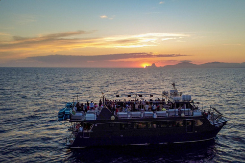 Ibiza: Formentera Boat with Open Bar, 3 meals & Sunset Party ADVANCE: Standard selection of food & open bar option