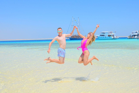 Sharm El Sheikh: Ras Mohamed & White Island Sea Trip, Diving Ras Mohamed, White Island Snorkel Small Package w/Lunch