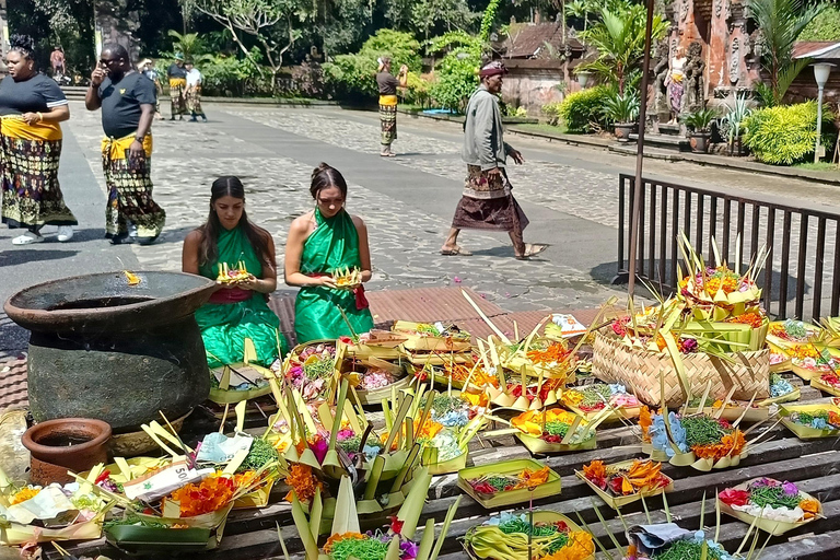 Bali: Holy Spring Temple Tour with Purification Ritual Basic Package Purification Ritual