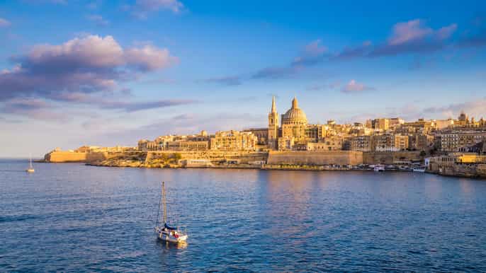 Von Sliema aus: Traditionelle Hafenrundfahrt (CMO)