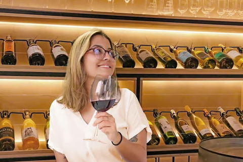 Lima: Wine adventure, Pisco Tasting tour, Snacks & transport