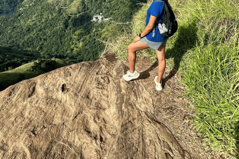 Desde Ella : Excursión al amanecer al Pequeño Pico Adams