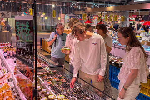 Kanazawa: Private Omicho Market Tour Like a Local