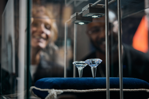 Amsterdam: Royal Experience at Oldest Diamond Factory Amsterdam: Private Diamond Experience