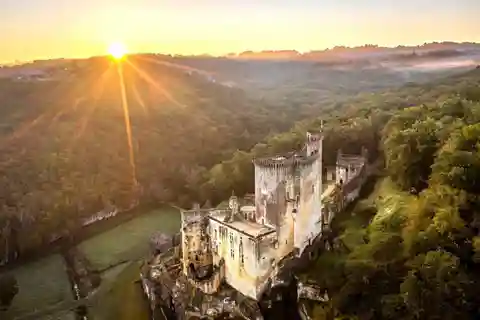 Château de Commarque : the mystery of the forgotten Fortress