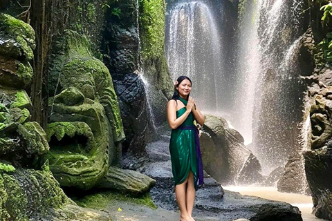 Bali Swing/Koi Boat Photo, Taman Beji Griya Waterfall Tour Tour with Include entry ticket