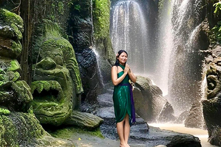 Bali Swing/Koi Boat Photo, Taman Beji Griya Waterfall Tour Tour with Include entry ticket