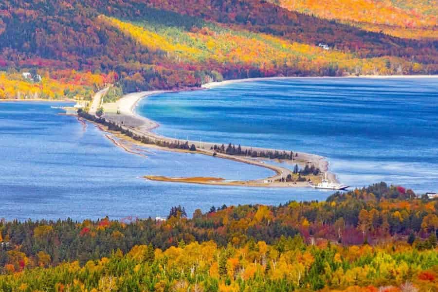 Sydney, Cape Breton, NS: Bell Museum & Mini-Tour auf dem Cabot Trail. Foto: GetYourGuide Sydney, Cape Breton, NS: Bell Museum & Mini-Tour auf dem Cabot Trail. Foto: GetYourGuide